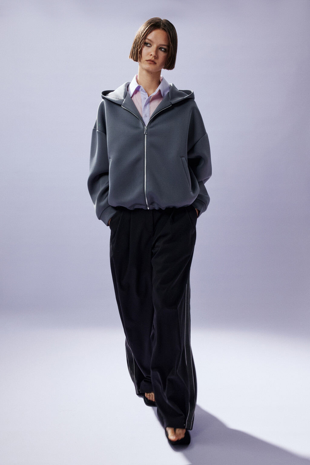 Худи-зипка из неопрена с капюшоном - цвет серый - 3