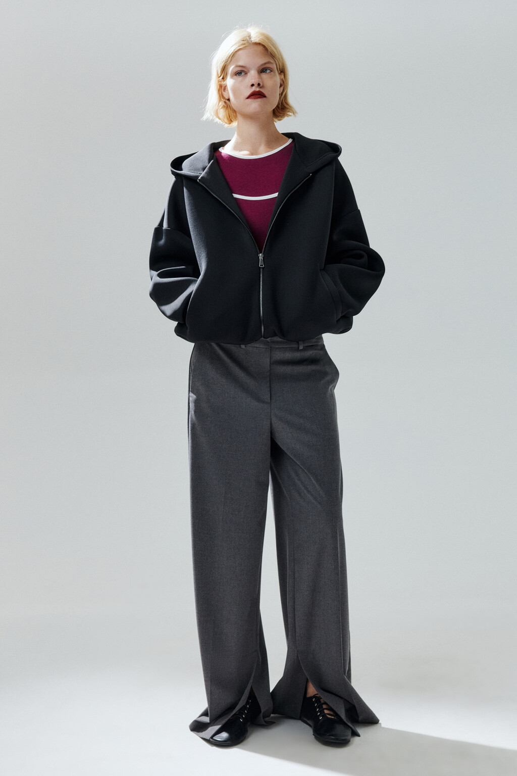 Худи-зипка из неопрена с капюшоном - цвет черный - 5