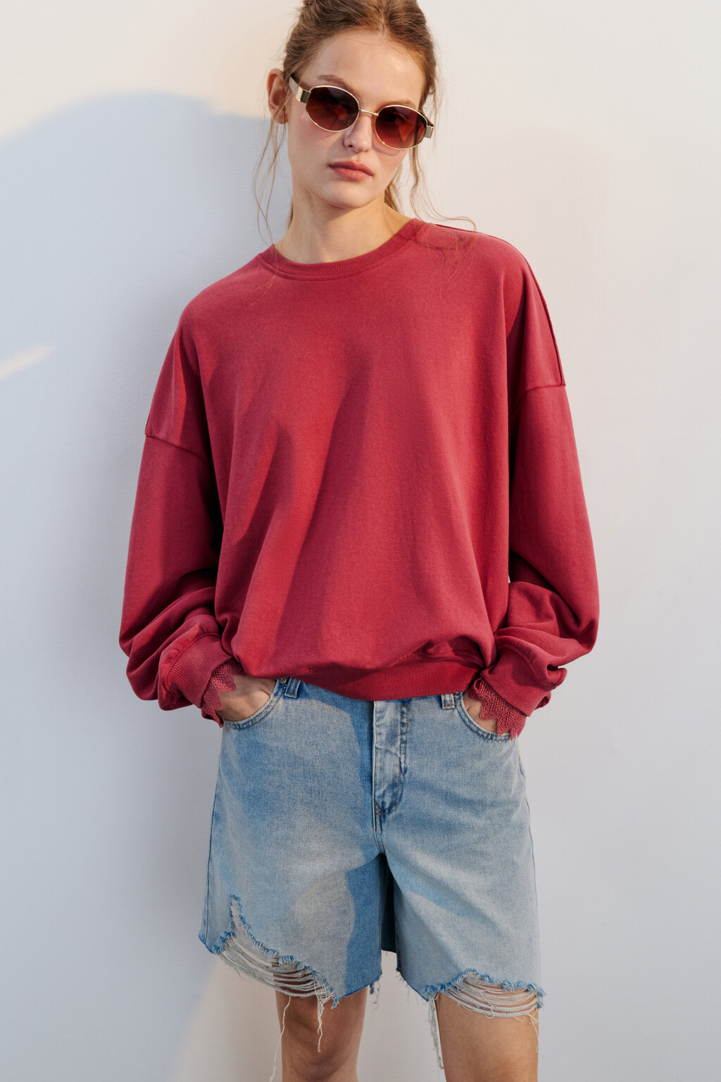 Свитшот из футера с кружевом - цвет розовый - 2