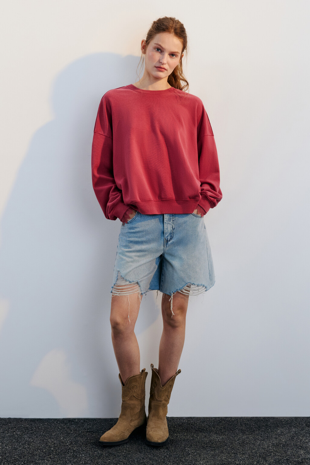 Свитшот из футера с кружевом - цвет розовый - 5