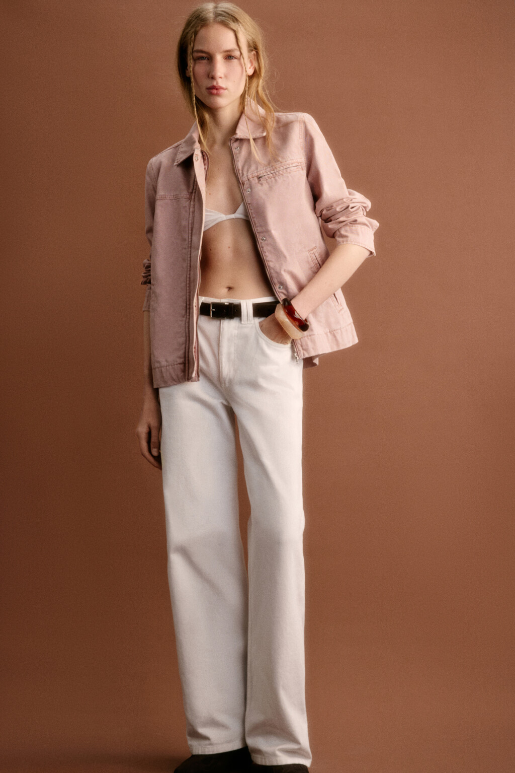 Куртка джинсовая на молнии - цвет розовый - 3