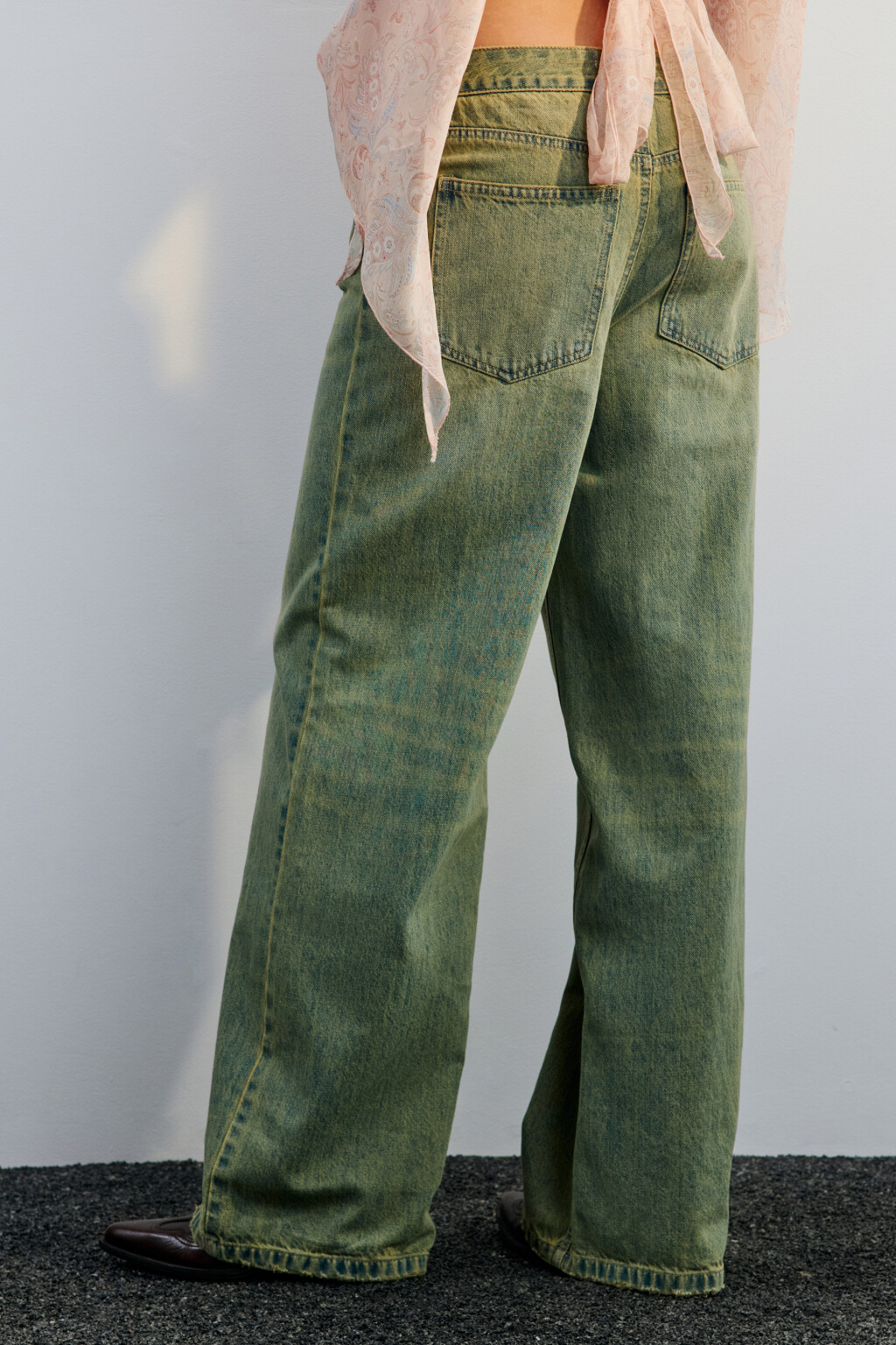 Джинсы широкие с тинтованным окрашиванием - цвет синий - 3