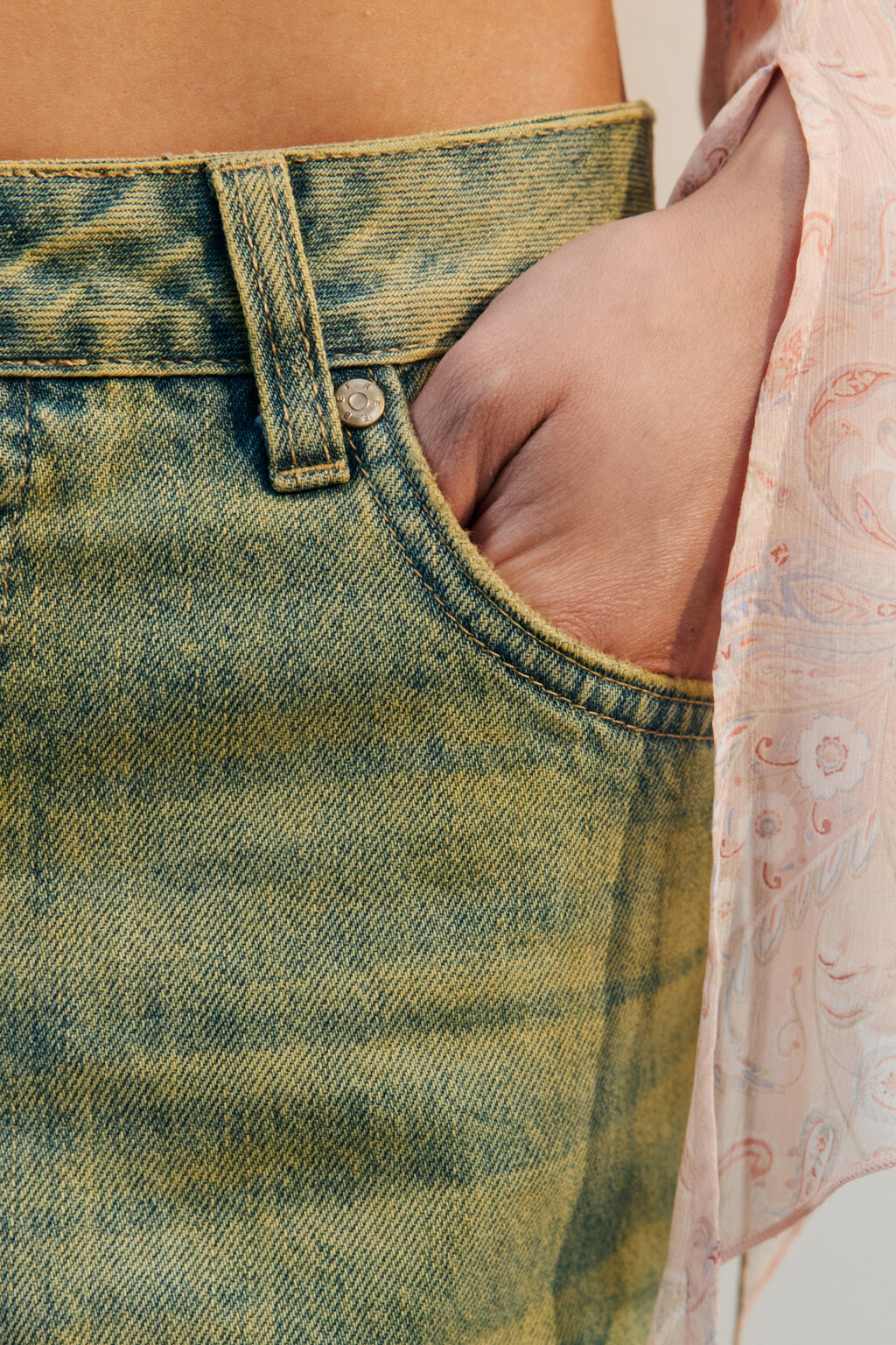 Джинсы широкие с тинтованным окрашиванием - цвет синий - 6