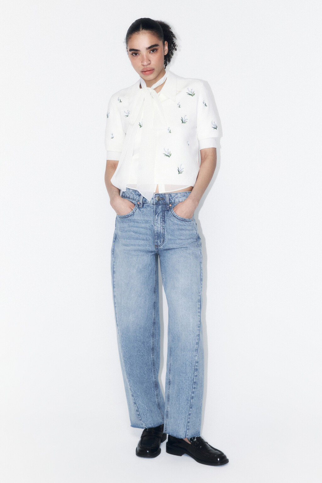 Джинсы barrel fit с открытыми срезами - цвет голубой - 4