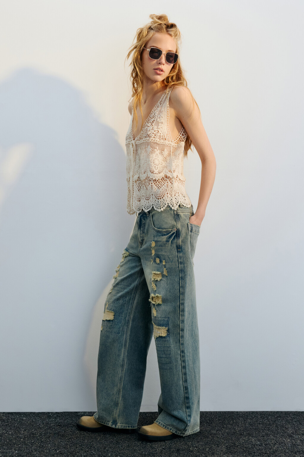 Джинсы baggy fit широкие рваные - цвет темный тинт - 2