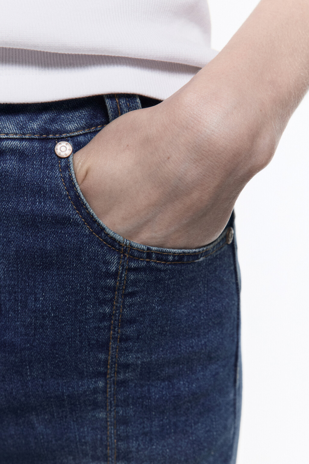 Джинсы flare расклешенные с открытыми срезами - цвет голубой - 7