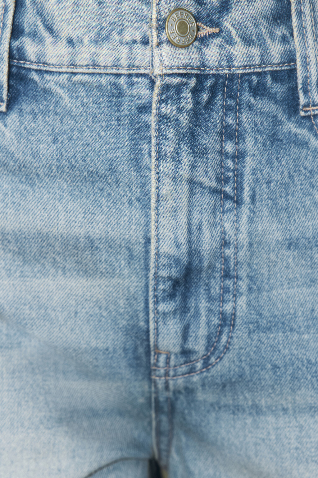 Джинсы широкие с открытыми срезами - цвет голубой - 4