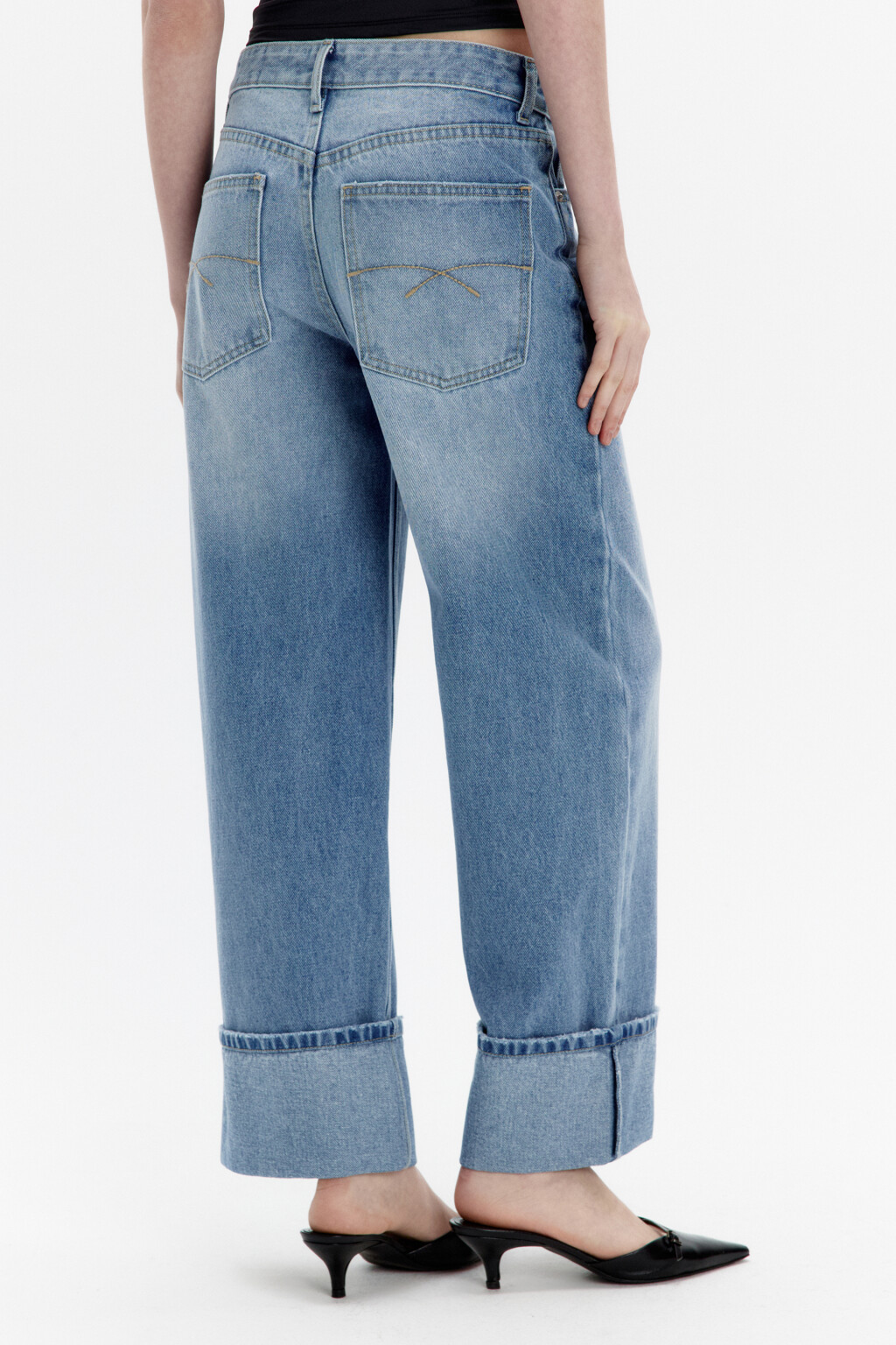 Джинсы прямые с широкими подворотами - цвет голубой - 3