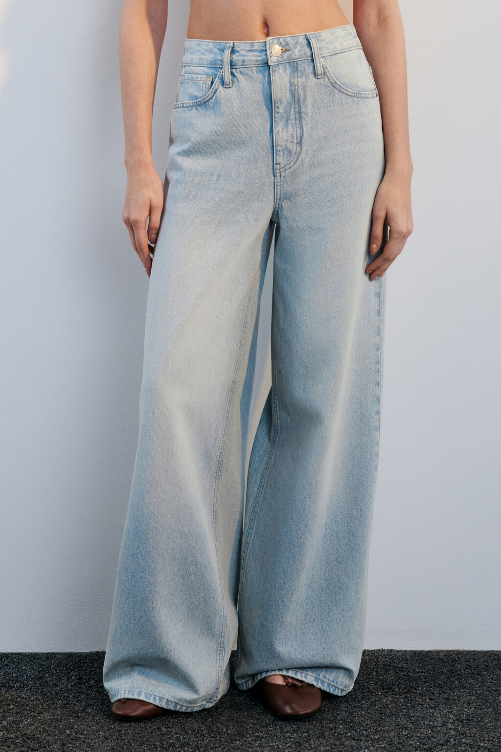 Джинсы широкие с высокой посадкой - цвет голубой - 2