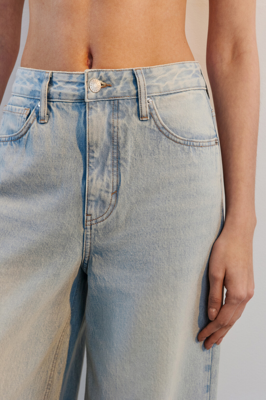 Джинсы широкие с высокой посадкой - цвет голубой - 5
