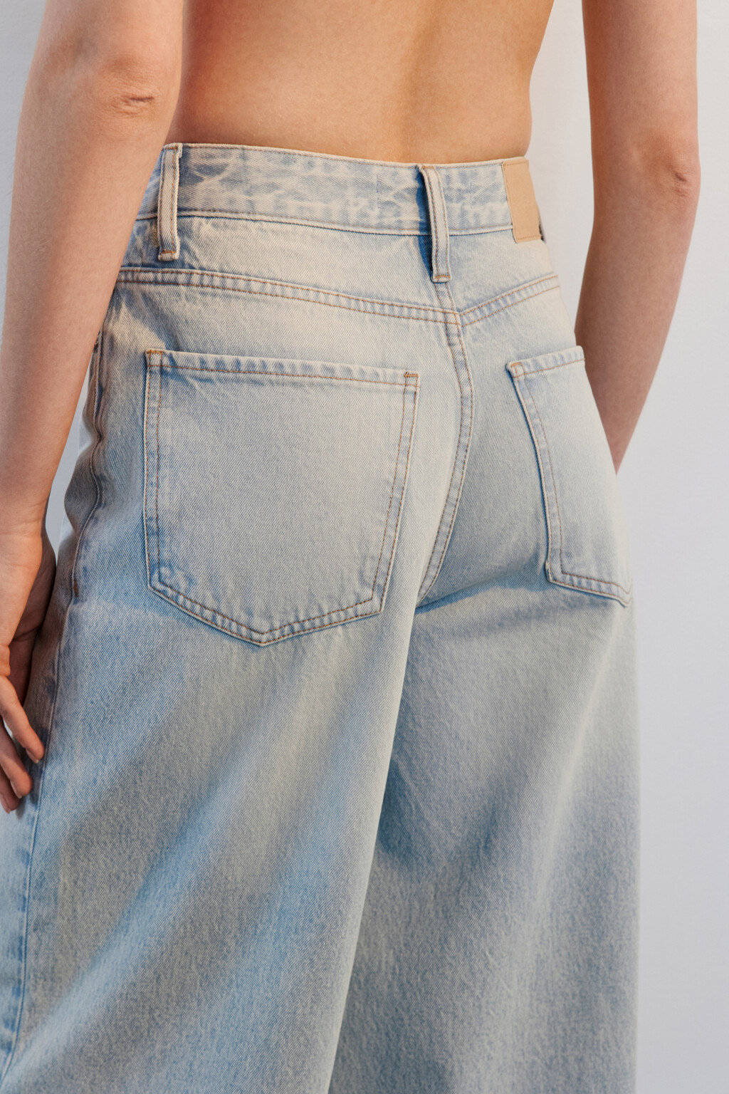 Джинсы широкие с высокой посадкой - цвет голубой - 6
