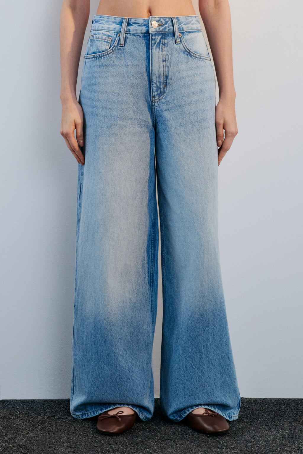 Джинсы широкие с высокой посадкой - цвет голубой - 2