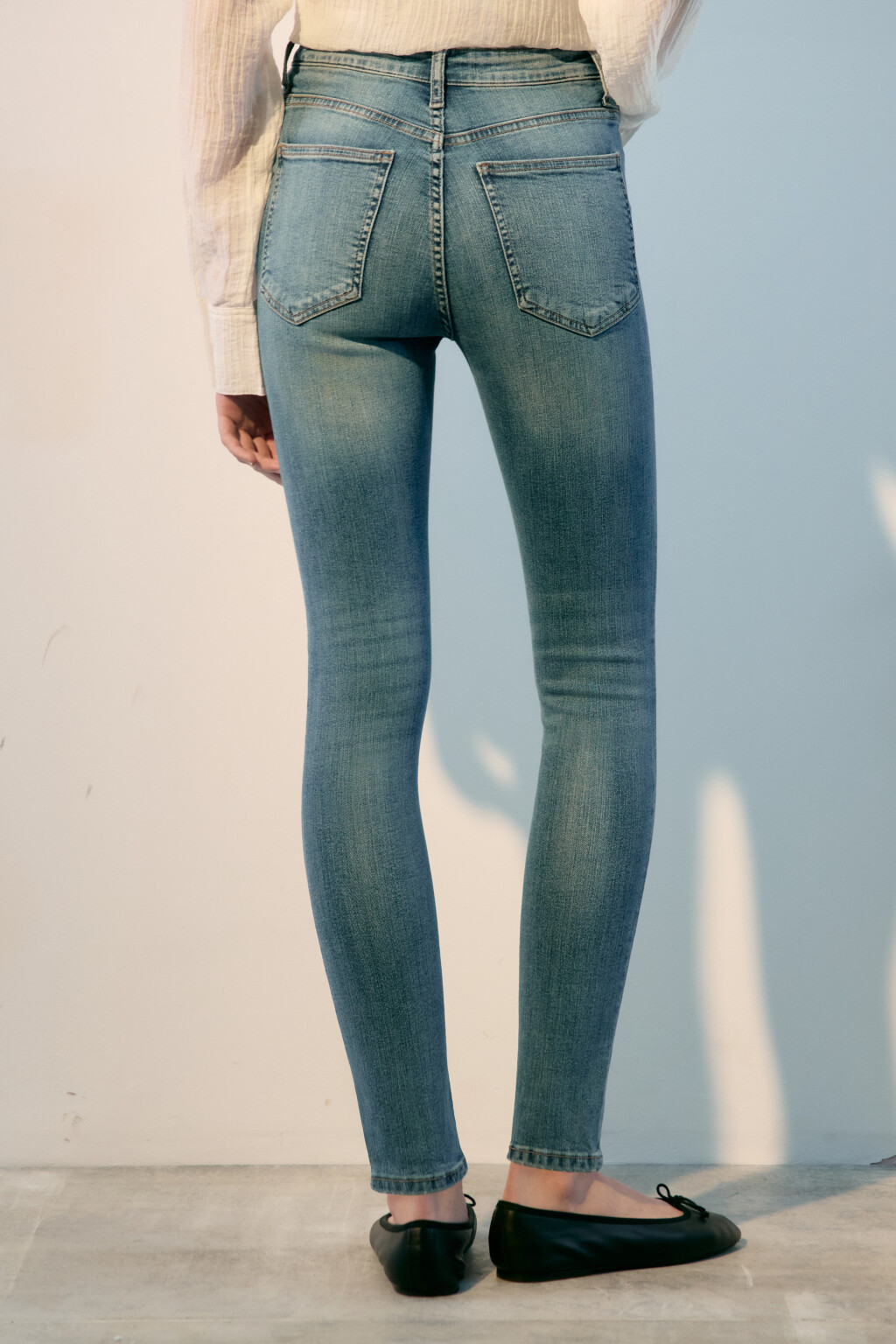 Джинсы облегающие с высокой посадкой - цвет синий - 3