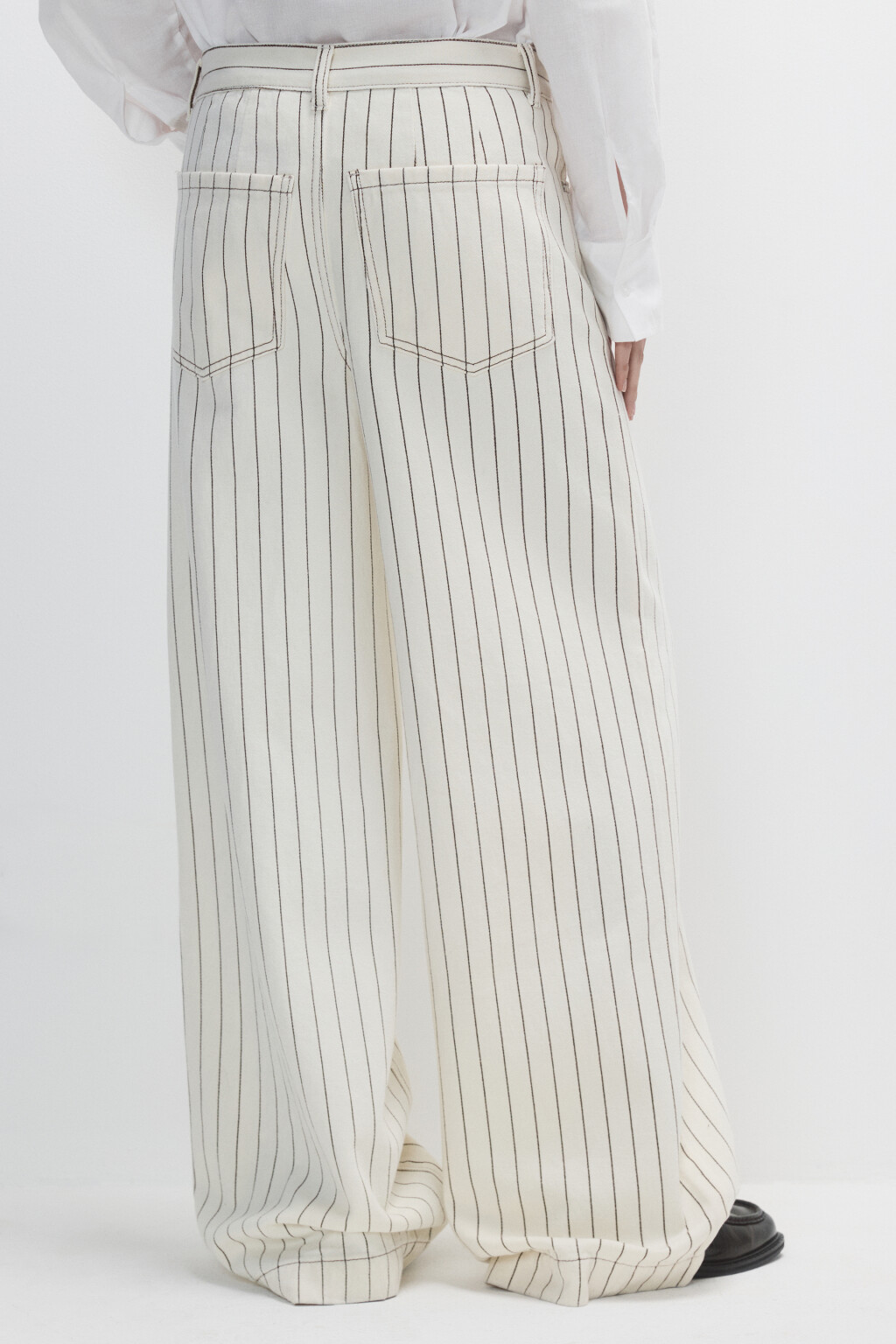 Джинсы широкие с принтом в полоску - цвет бежевый - 5