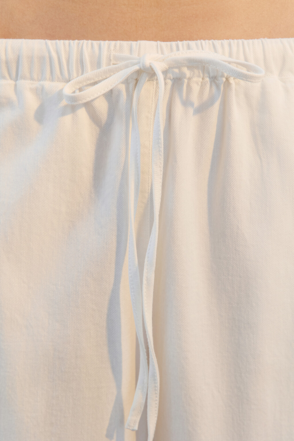 Брюки широкие с поясом на завязках - цвет белый - 5