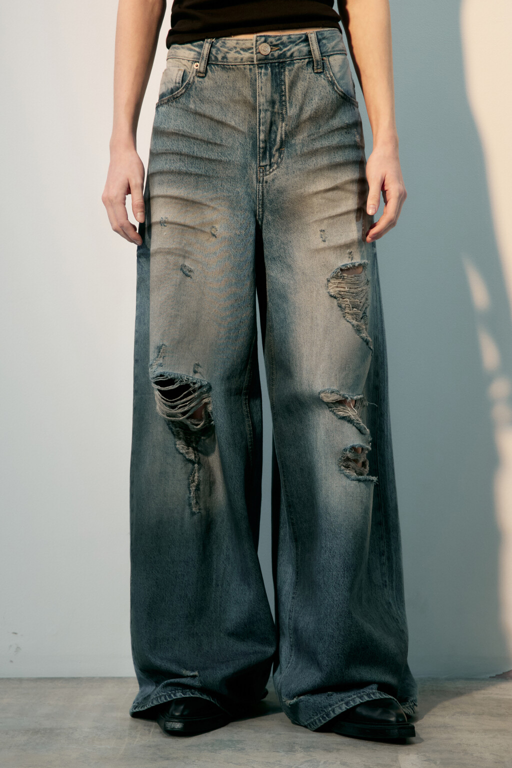 Джинсы baggy fit с состаренным эффектом - цвет синий - 2