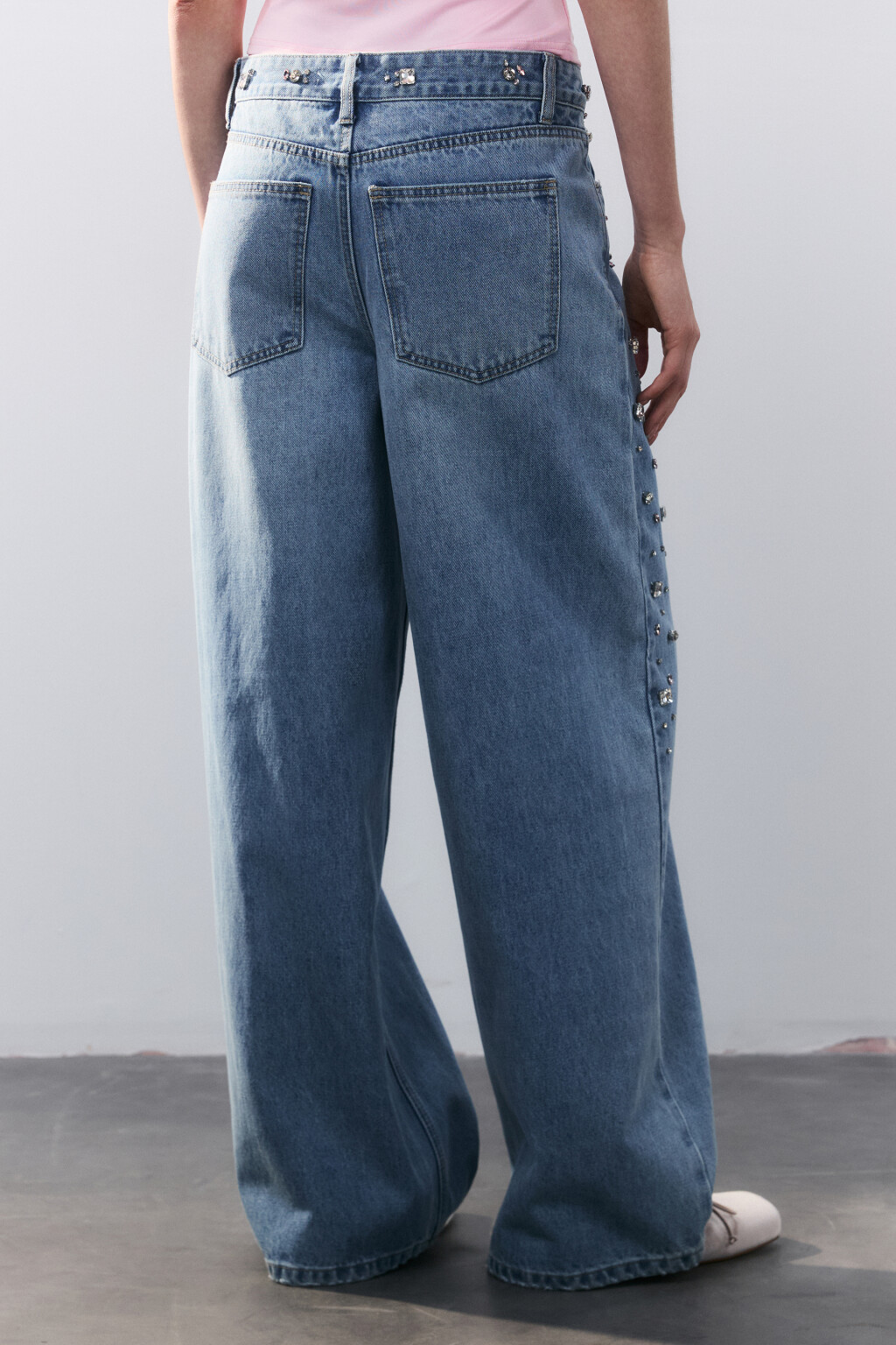 Джинсы baggy fit с кристаллами - цвет голубой - 3