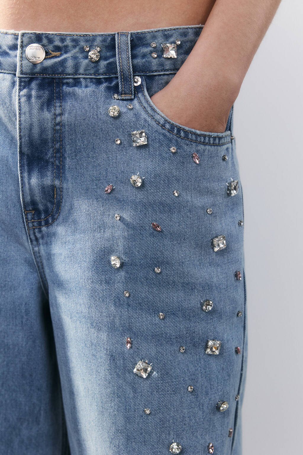 Джинсы baggy fit с кристаллами - цвет голубой - 6