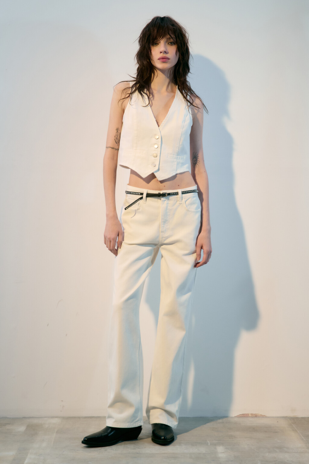 Джинсы прямые с высокой посадкой - цвет белый - 4