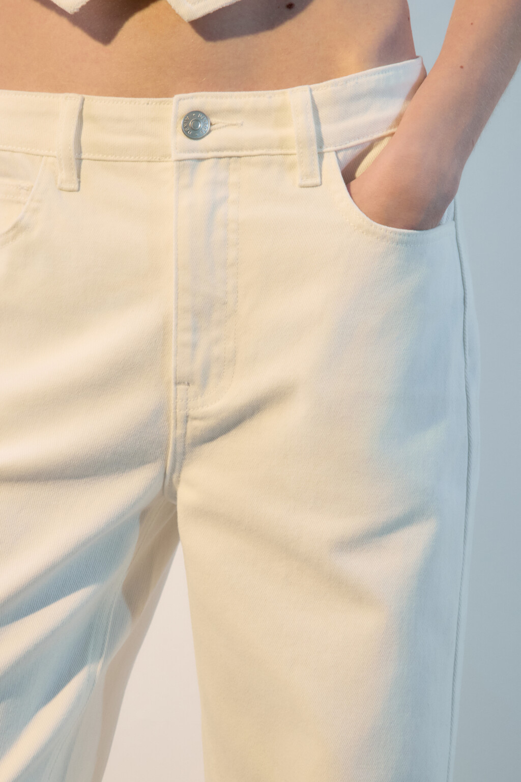 Джинсы прямые с высокой посадкой - цвет белый - 5