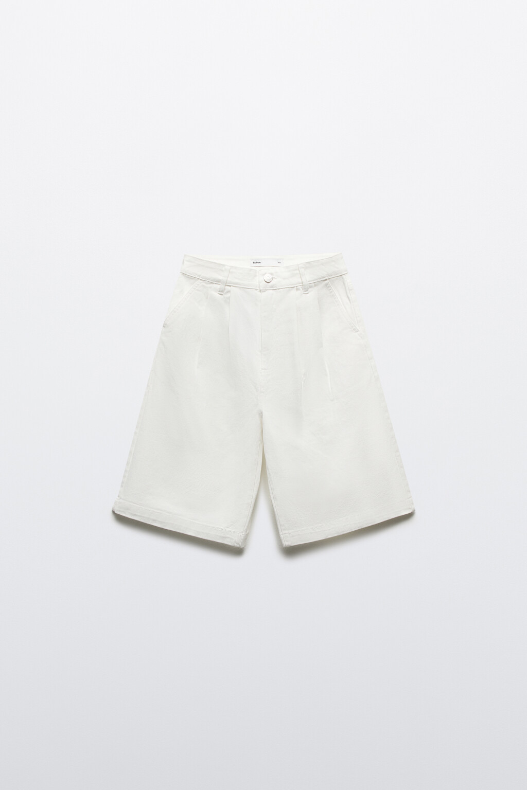 Шорты джинсовые со складками на поясе - цвет белый - 7