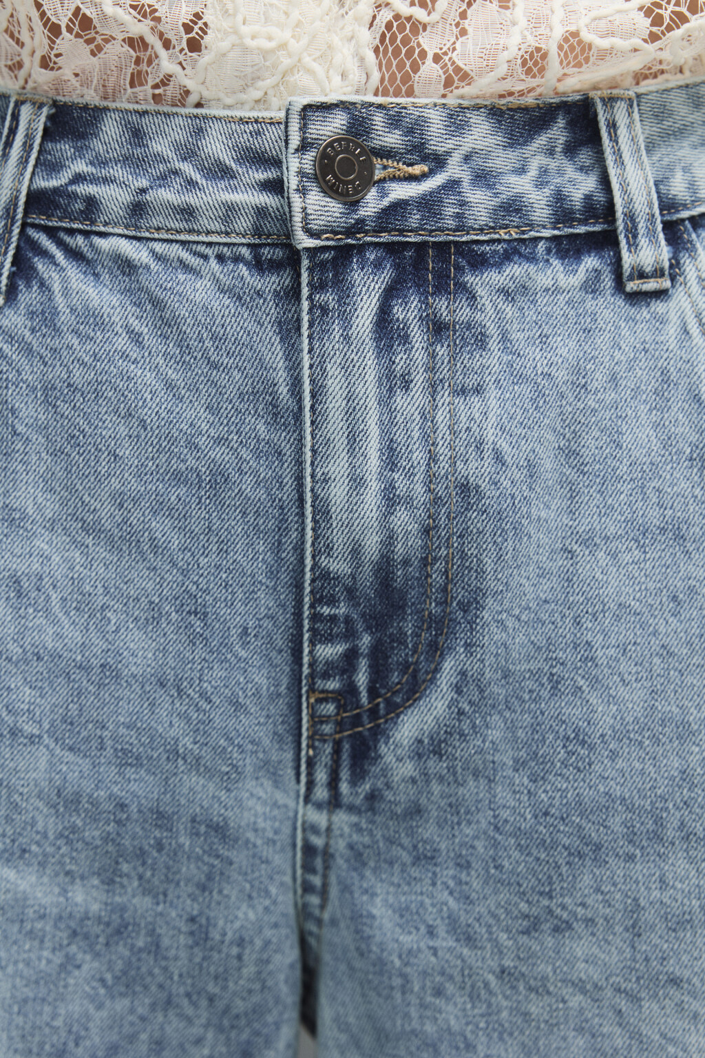 Шорты-бермуды джинсовые с низкой посадкой - цвет синий - 7