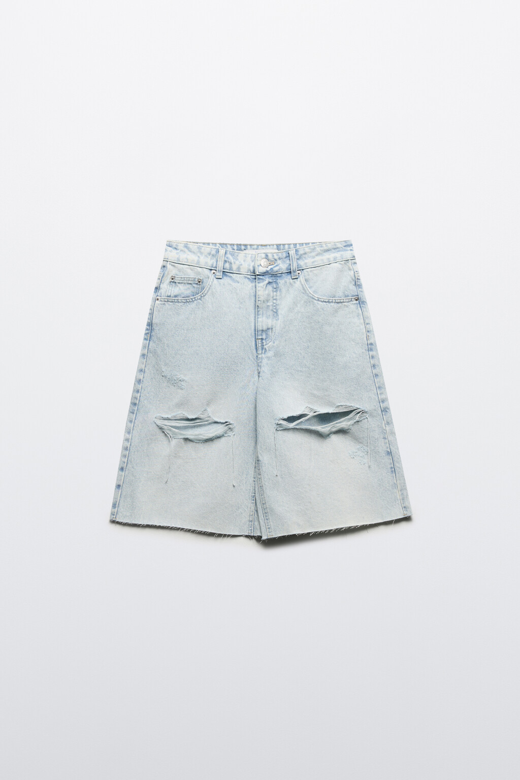 Шорты-бермуды джинсовые рваные - цвет голубой - 7