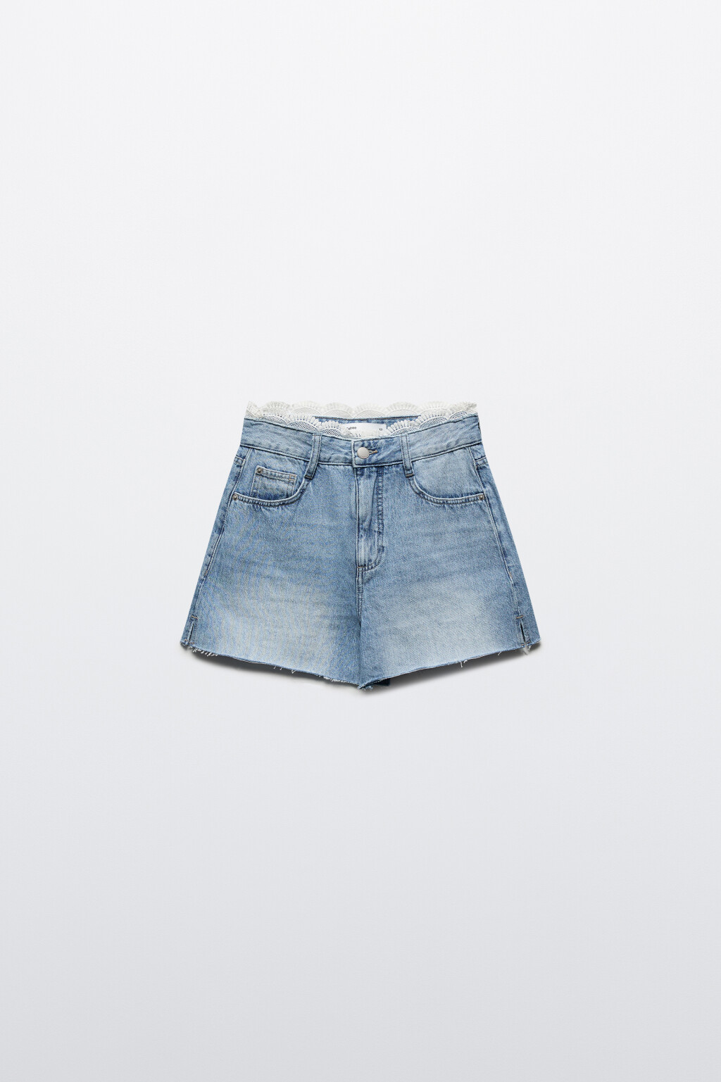 Шорты джинсовые с кружевом на поясе - цвет голубой - 7