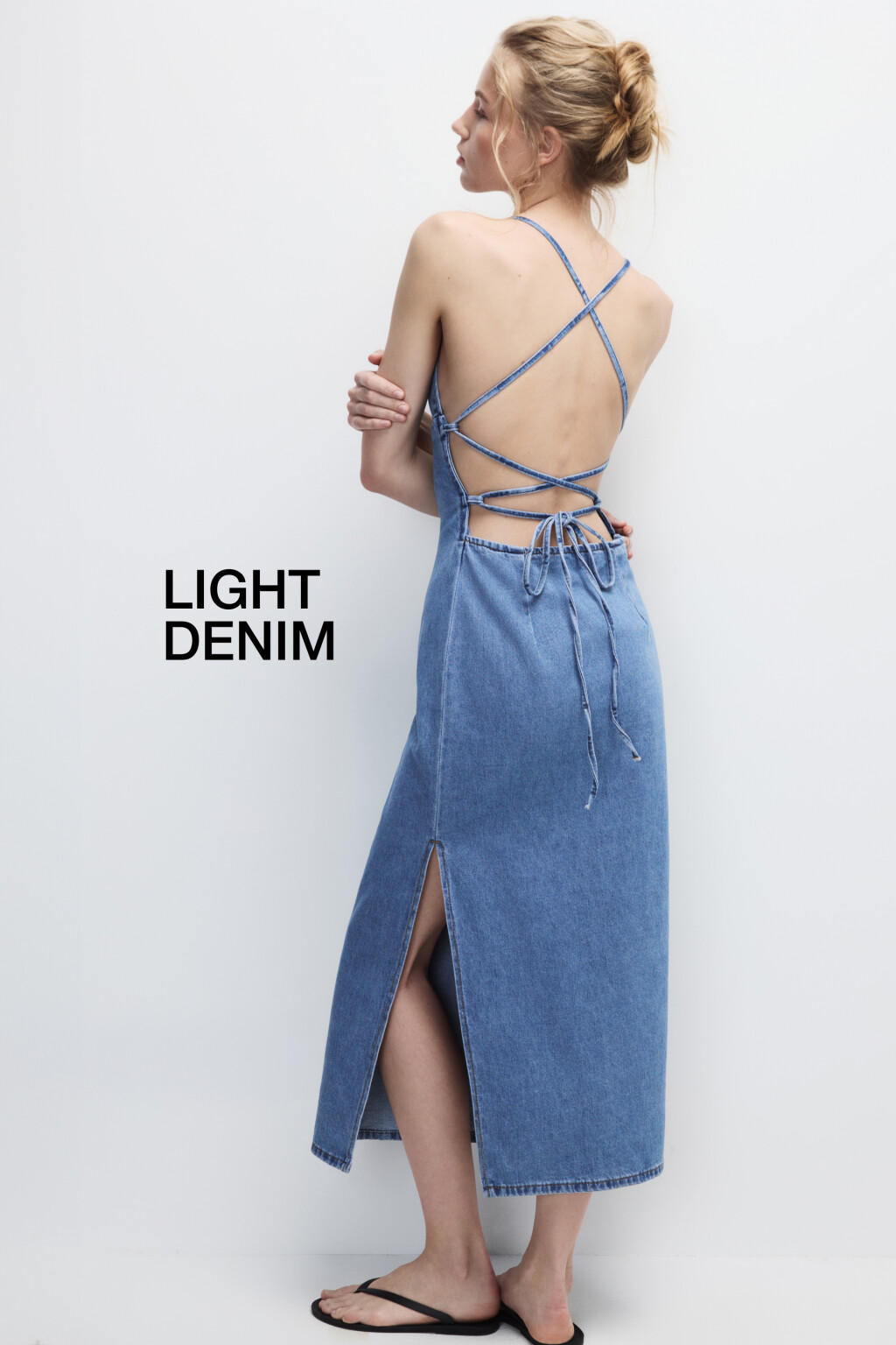 Платье миди джинсовое с вырезом на спине - цвет голубой - 1