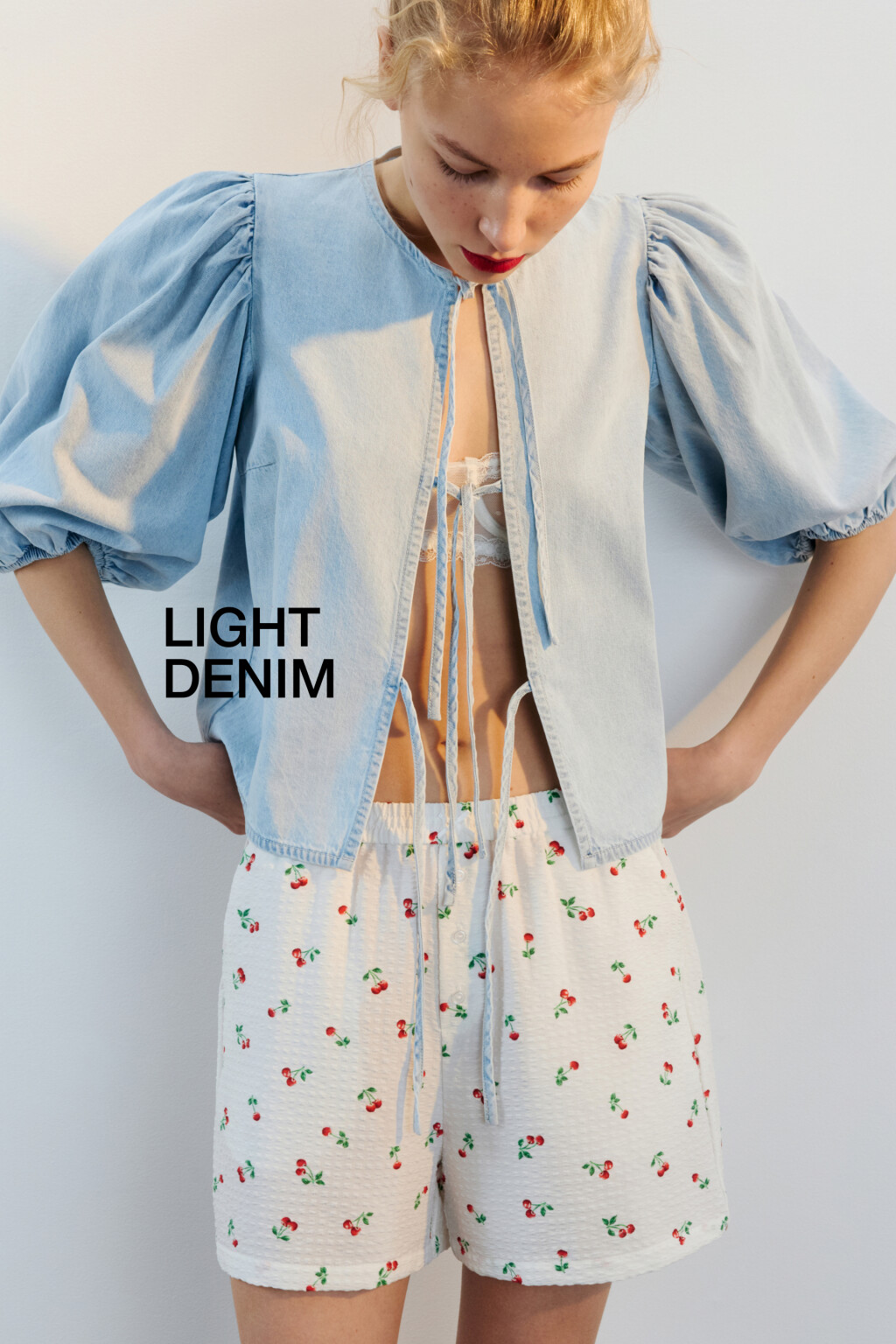 Блузка джинсовая с рукавами-фонариками - цвет голубой - 1