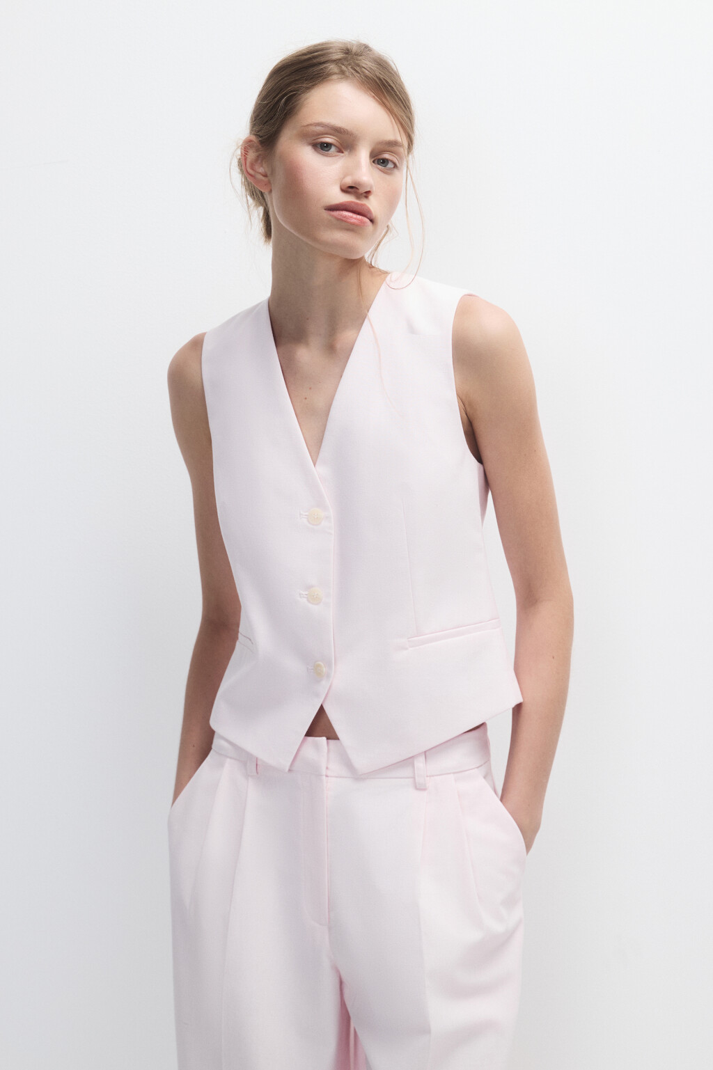 Жилет костюмный из ткани со льном - цвет розовый - 2