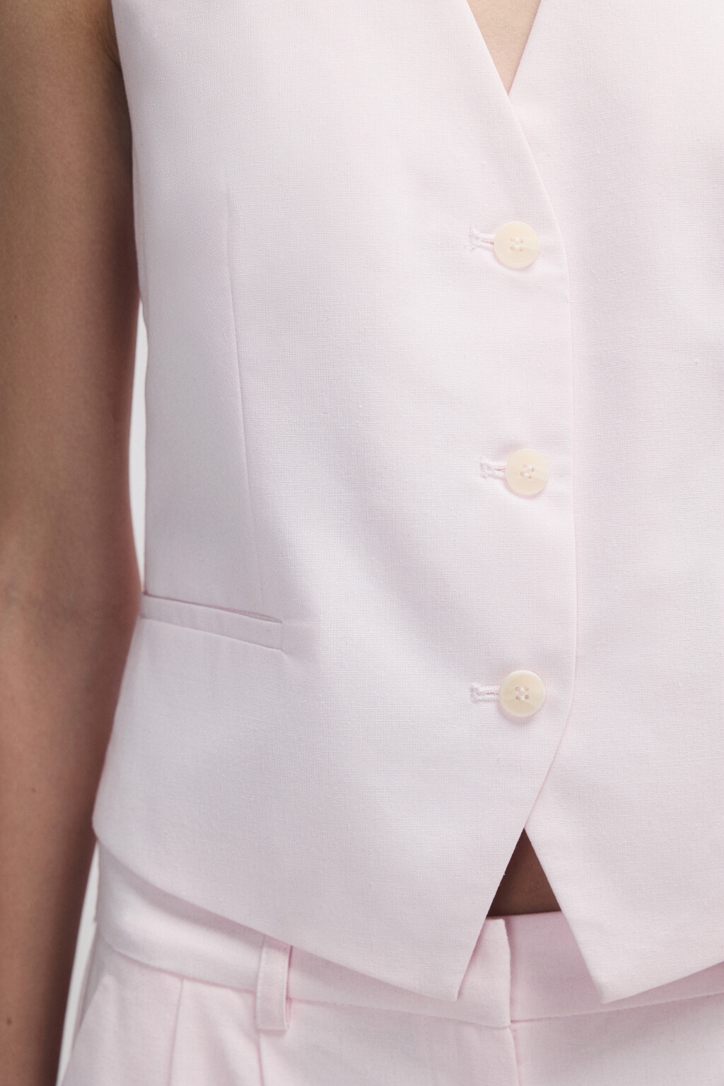 Жилет костюмный из ткани со льном - цвет розовый - 6