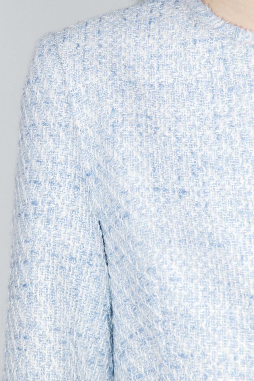 Жакет твидовый укороченный с бахромой - цвет голубой - 10