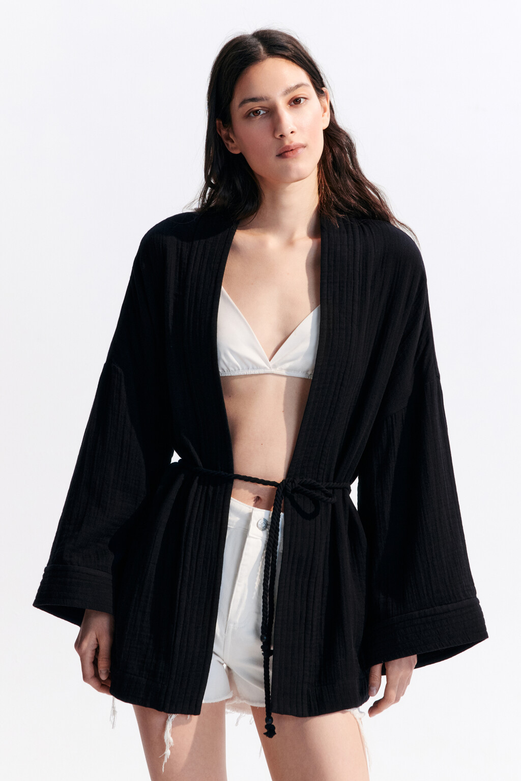 Блузка-кимоно с поясом - цвет черный - 2