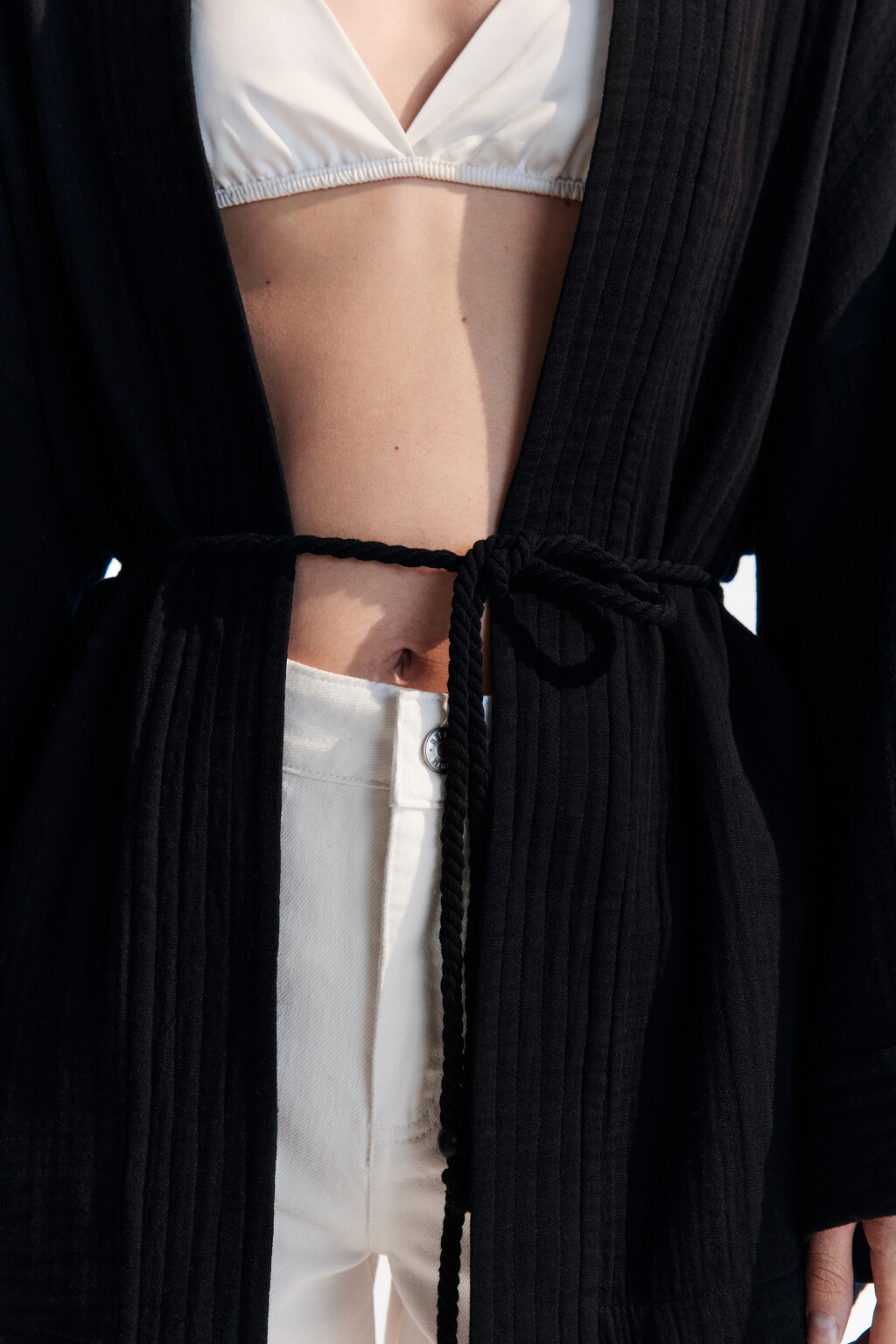 Блузка-кимоно с поясом - цвет черный - 5