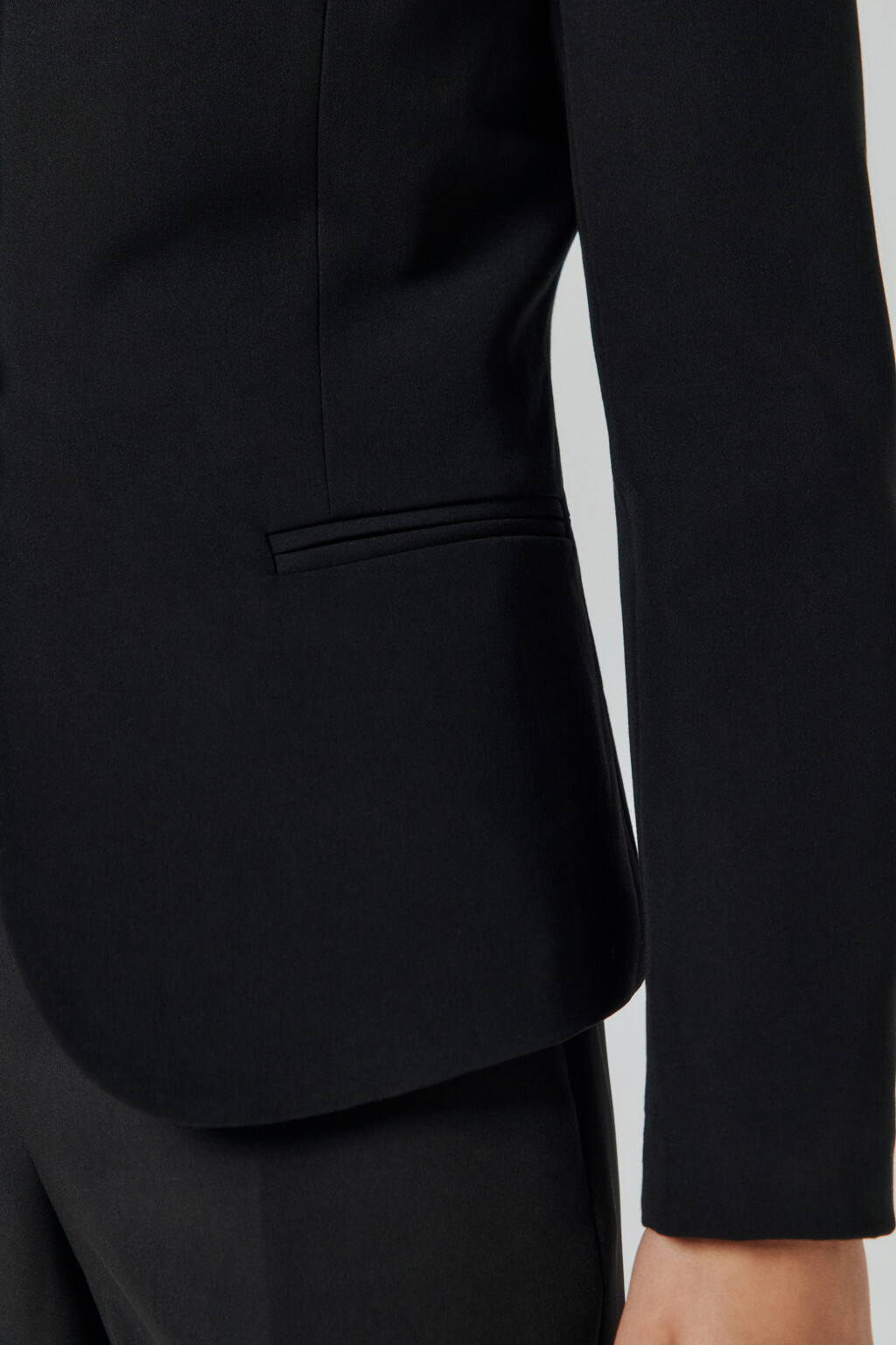 Пиджак приталенный однобортный - цвет черный - 6