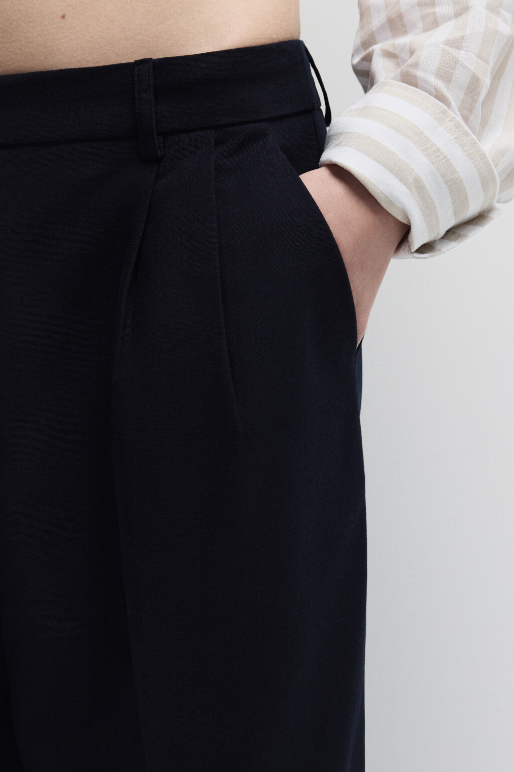 Брюки широкие костюмные со стрелками - цвет синий - 5