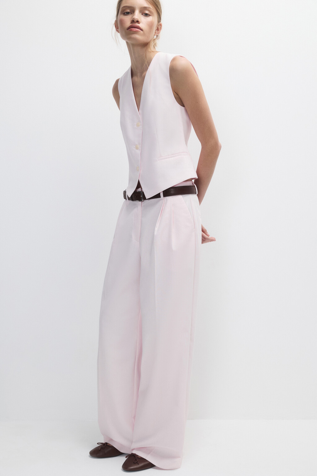 Брюки широкие костюмные со стрелками - цвет розовый - 1