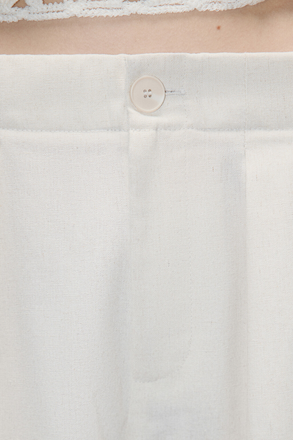 Брюки-бананы костюмные со складками - цвет бежевый - 6