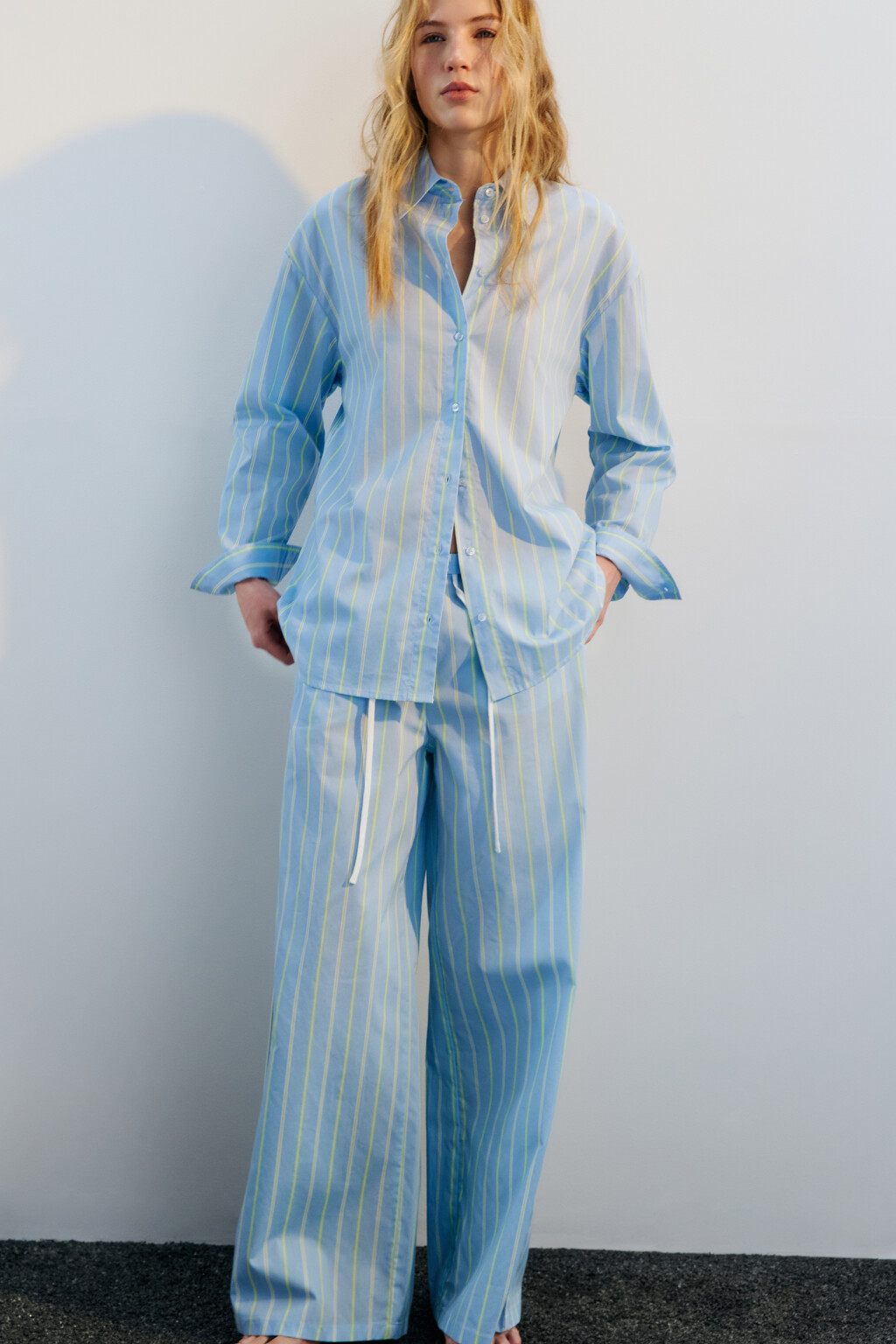 Брюки широкие хлопковые в полоску - цвет голубой - 1