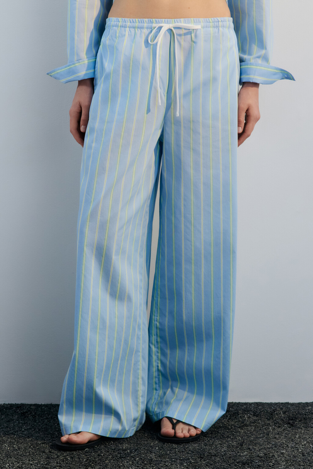Брюки широкие хлопковые в полоску - цвет голубой - 2