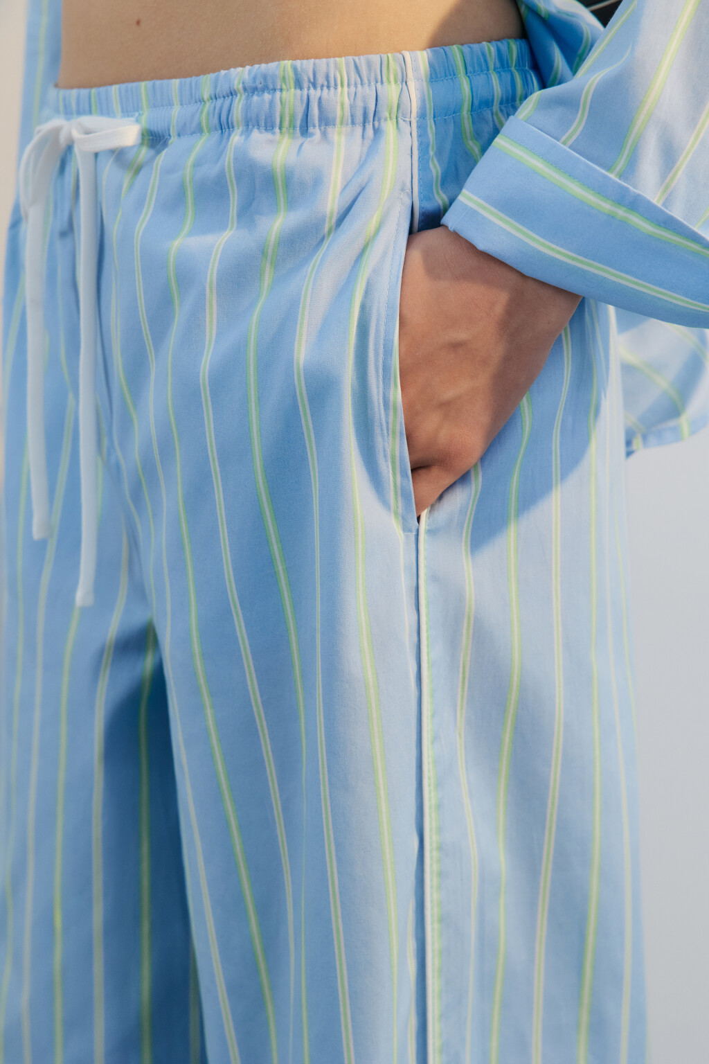 Брюки широкие хлопковые в полоску - цвет голубой - 5