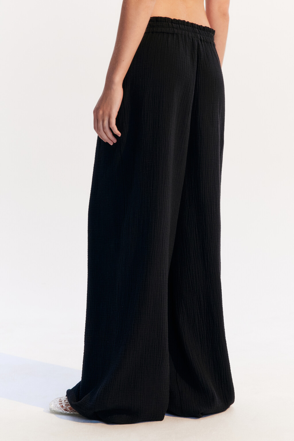 Брюки-палаццо из хлопкового муслина - цвет черный - 4