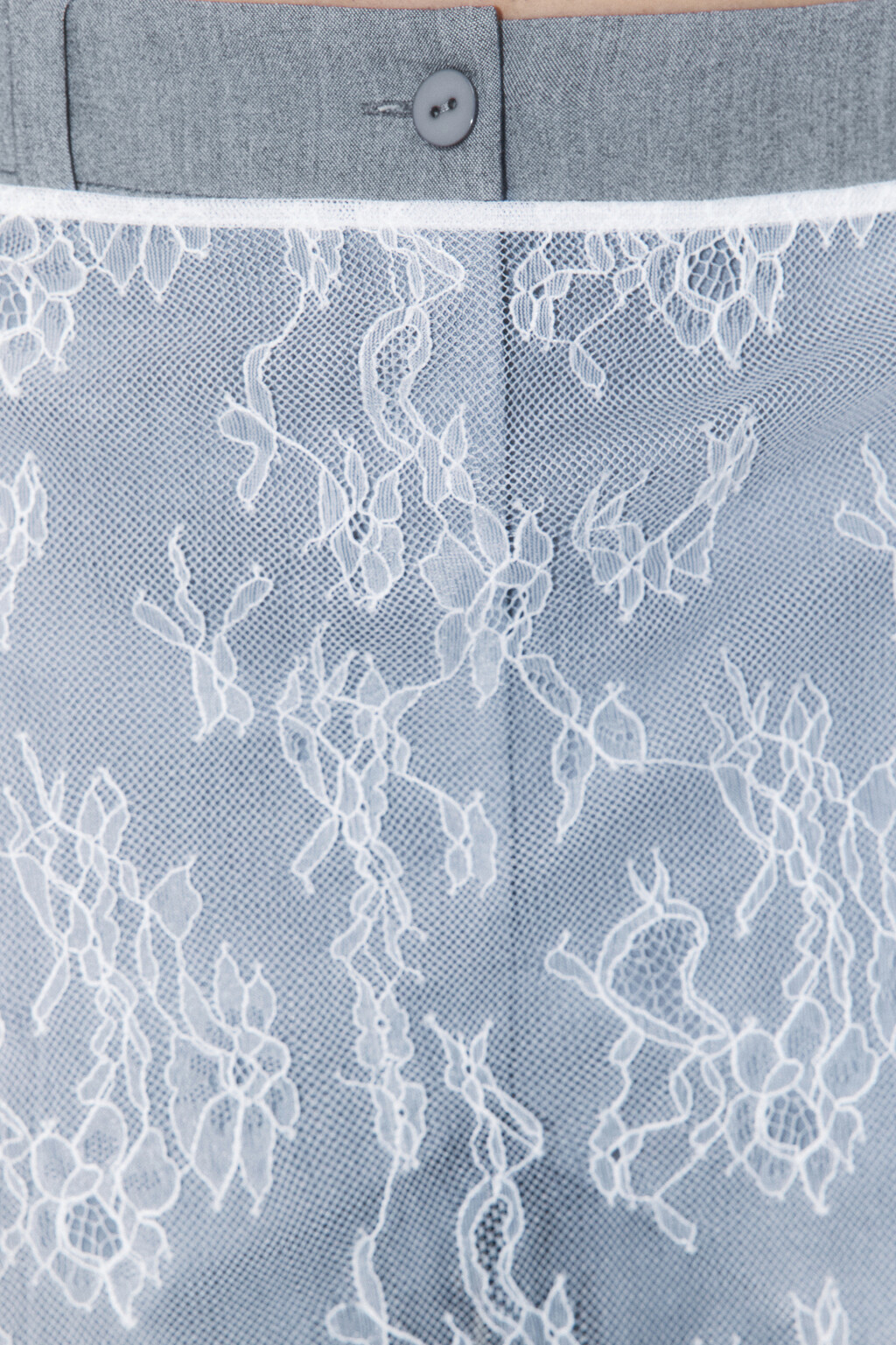 Брюки прямые костюмные с кружевной баской - цвет серый - 6