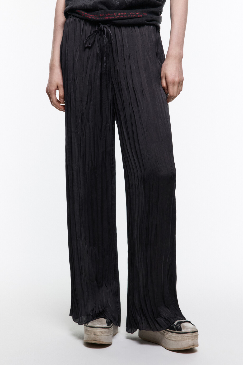 Брюки прямые из жатой ткани - цвет серый - 3