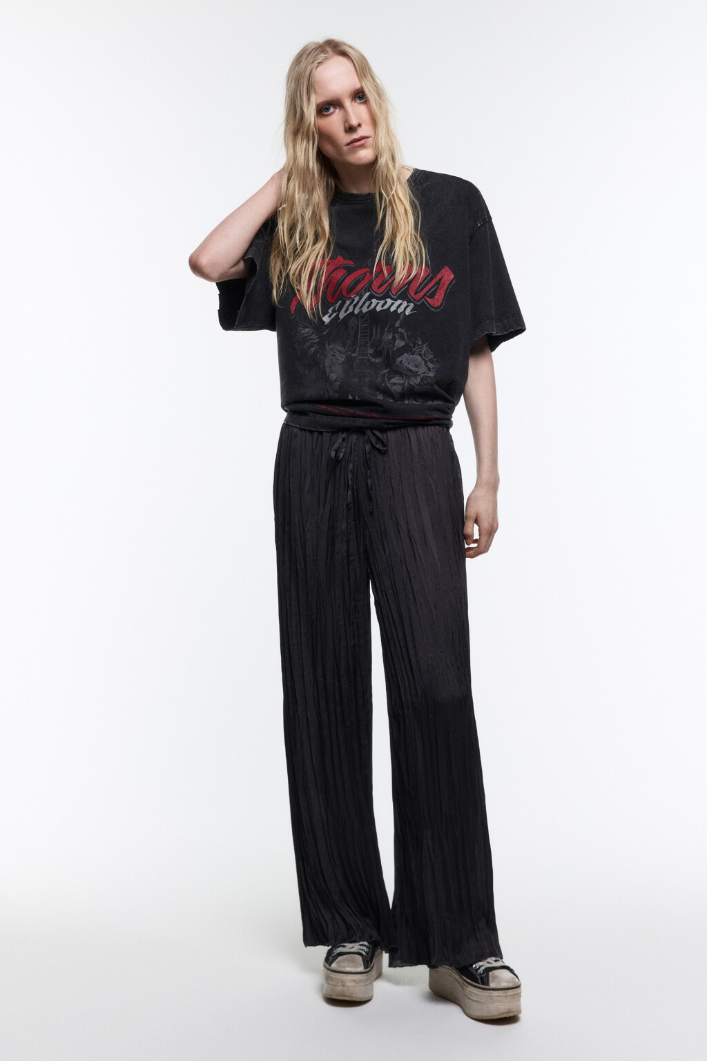 Брюки прямые из жатой ткани - цвет серый - 5