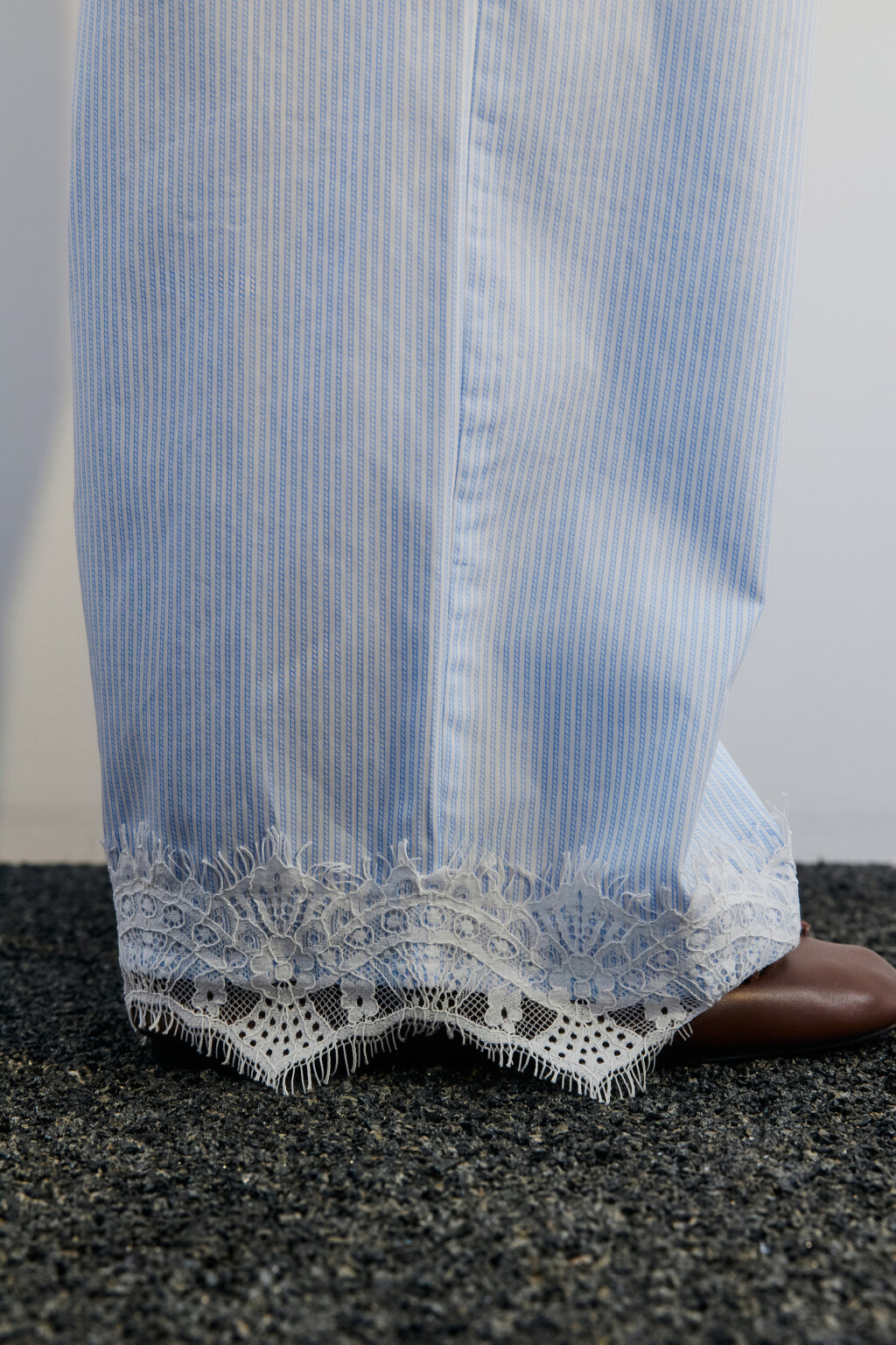 Брюки хлопковые в полоску с кружевом - цвет белый - 6