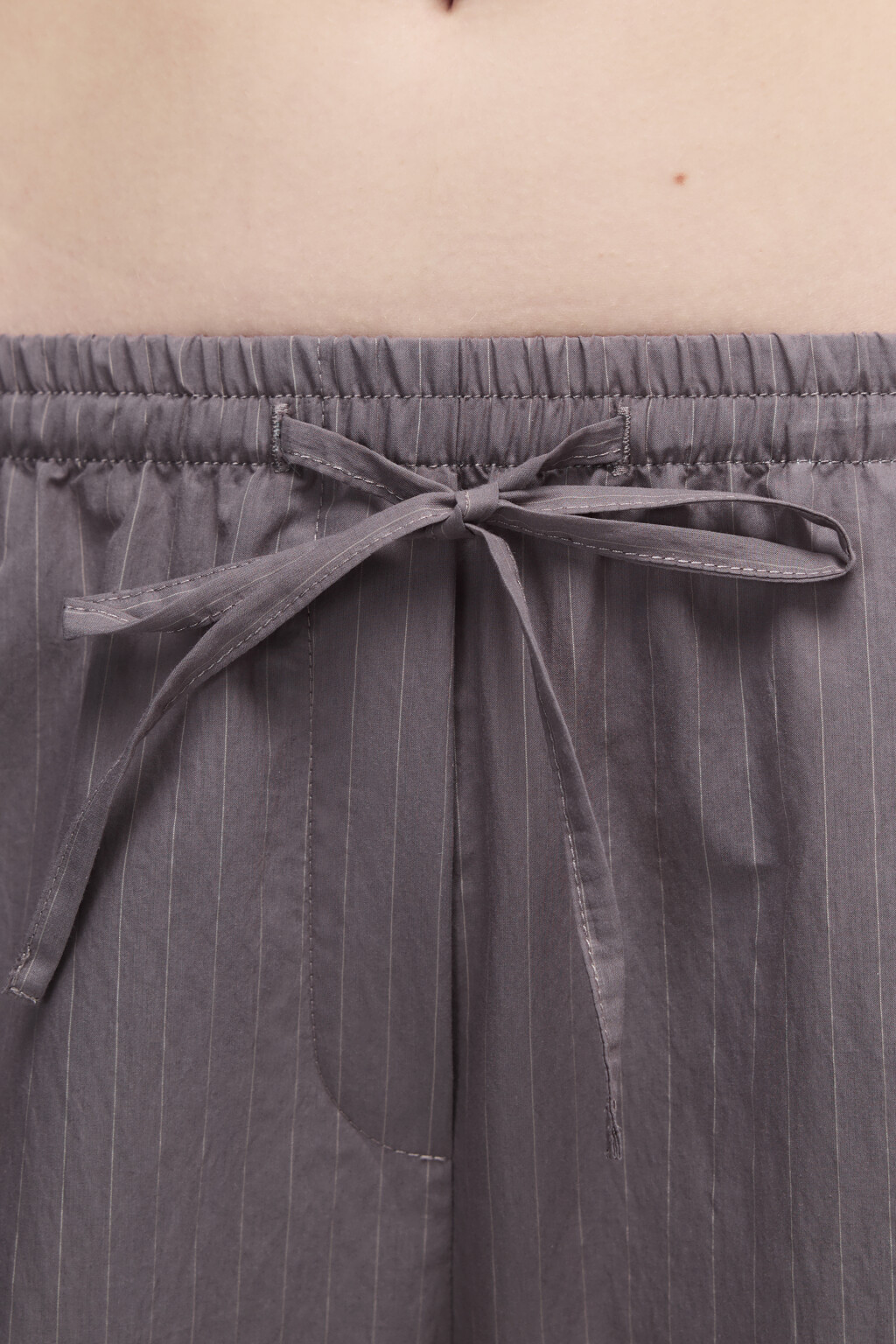 Брюки в полоску с тонкими лампасами - цвет коричневый - 6