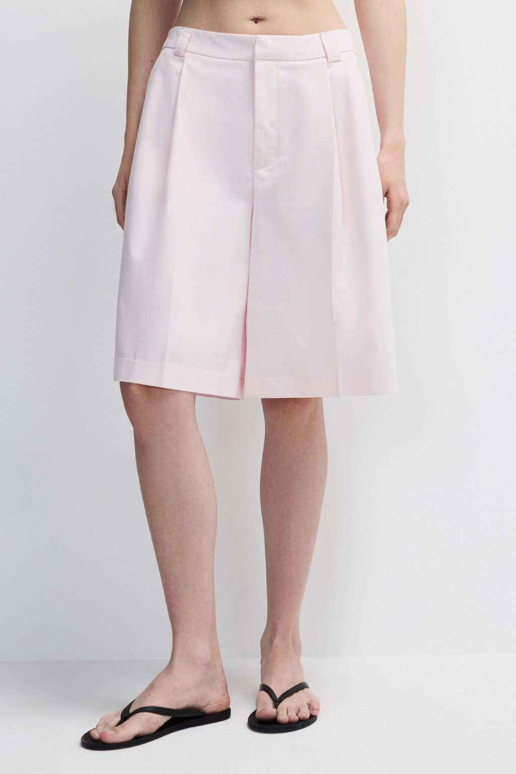 Шорты-бермуды костюмные со стрелками - цвет розовый - 2