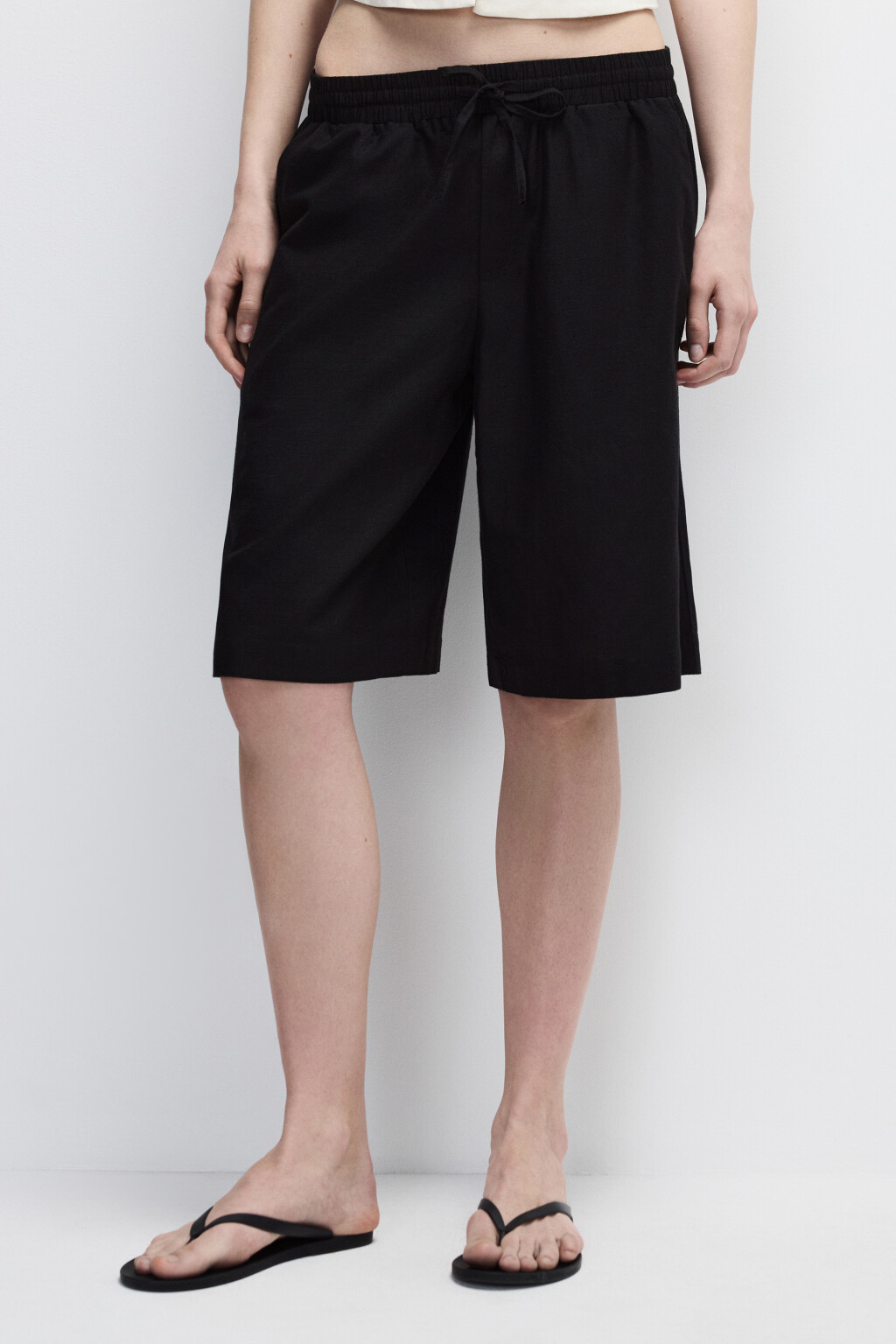 Шорты льняные с поясом на завязках - цвет черный - 2